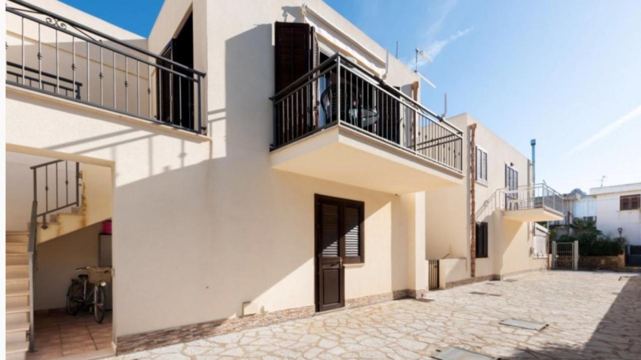Hibiscus Apartment San Vito Lo Capo Exterior photo